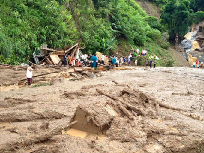 154243_11-10-tramtau