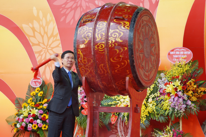 Hội Báo toàn quốc 2018:Chủ tịch QH Nguyễn Thị Kim Ngân đọc Tạp chí GTVT - Ảnh 4.