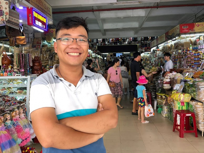 Thủy tại chợ Hàn (1)