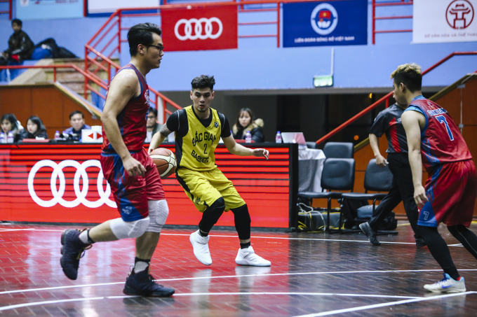 Trận đấu thứ 4 giữa đội bóng Bắc Giang và đội Sky 