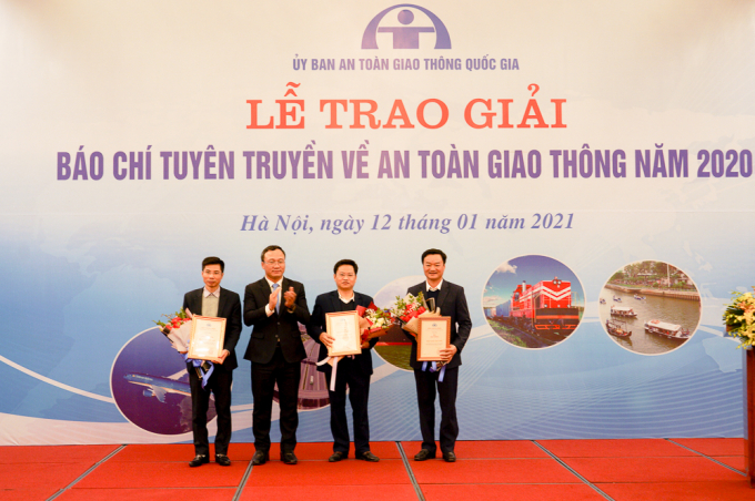 Tạp chí GTVT vượt khó khăn, góp sức thành công phát triển ngành GTVT - Ảnh 8.