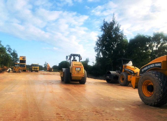 89F1A71E-8B62-4B29-BBBE-4D0EBCD2EE86.