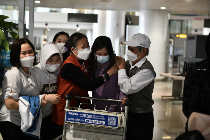 EFED44A2-1127-4019-B878-8EF369D637E9.