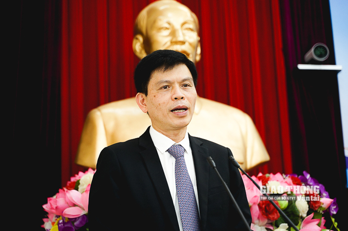 Thứ trưởng Bộ GTVT Lê Anh Tuấn phát biểu tại buổi lễ