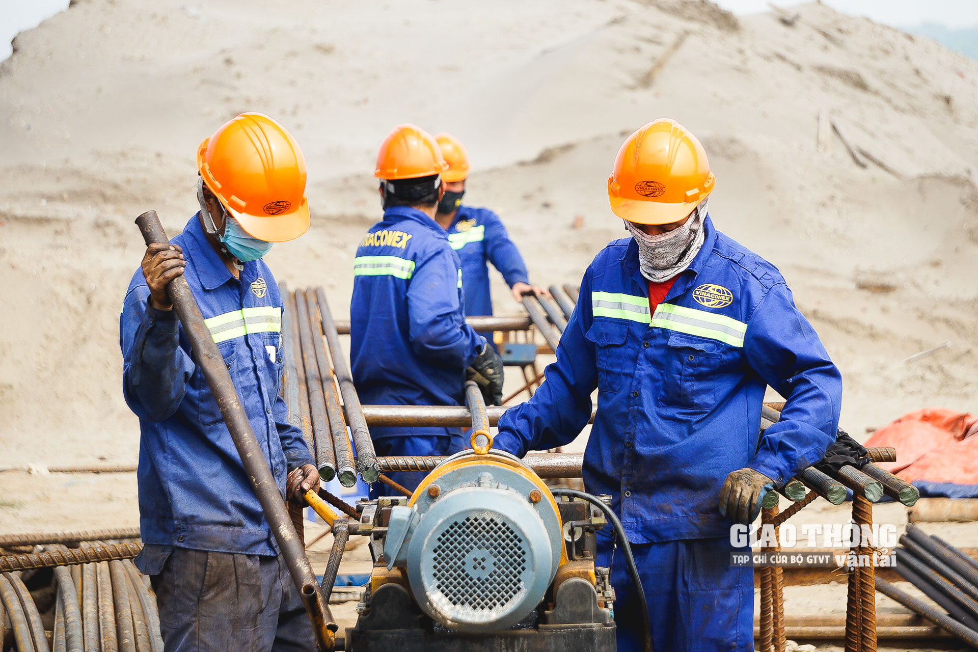 Các hạng mục của gói thầu đều được thi công tích cực, vượt mọi khó khăn nắng gió trên công trường.