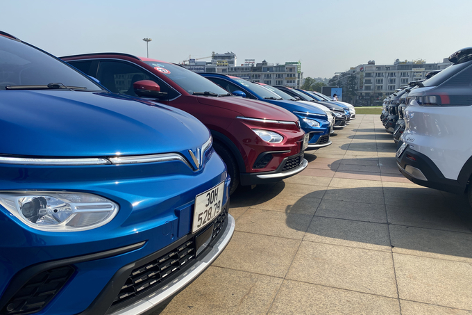 Xe điện VinFast e34 liên tục gia tăng số lượng bán ra kể từ đầu năm 2022.