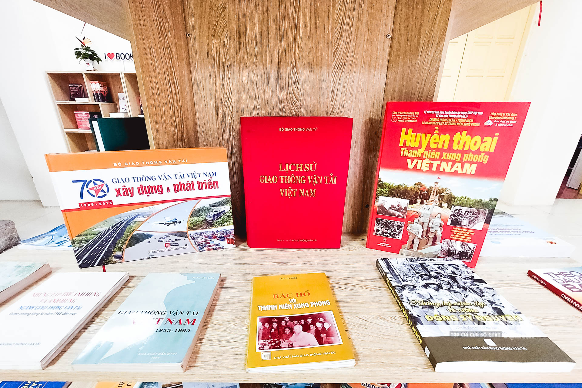 Thứ trưởng Nguyễn Ngọc Đông dẫn lại lời căn dặn của Chủ tịch Hồ Chí Minh: “Bất luận làm công việc gì cũng cần phải đọc sách. Người mới học chữ cần đọc để không mù lại. Người làm công an cần đọc để nắm tình hình. Những người làm công việc chuyên môn cần phải đọc để nâng cao trình độ. Người làm quản lý lãnh đạo cần phải đọc để quản lý, lãnh đạo tốt hơn. Làm nhà báo, nhà văn lại càng phải đọc”.