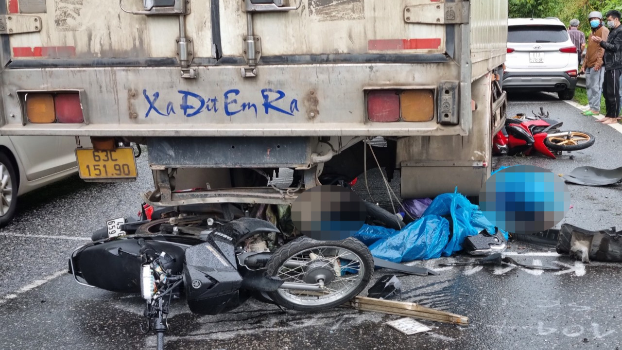 Một góc hiện trường vụ tai nạn đặc biệt nghiêm trọng tại Lâm Đồng