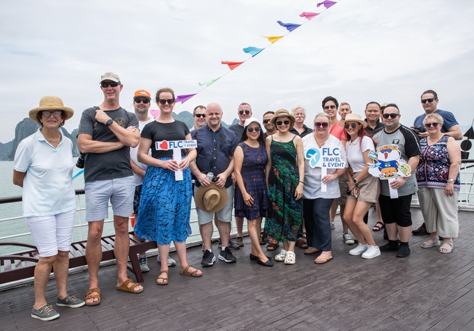 Đoàn khách Famtrip Úc đầu tiên đến thăm Việt Nam sau dịch thông qua chuyến bay thẳng của Bamboo Airways