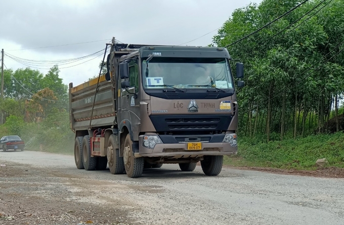 z3324348883708_b033d88f93edf4d5b1973e65cc06e98c