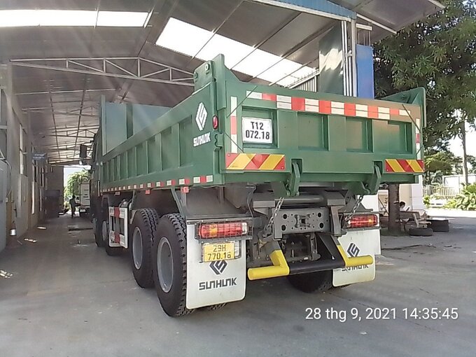 Thùng xe tải 29H-770.16 tại thời điểm đăng kiểm 28/9/2021