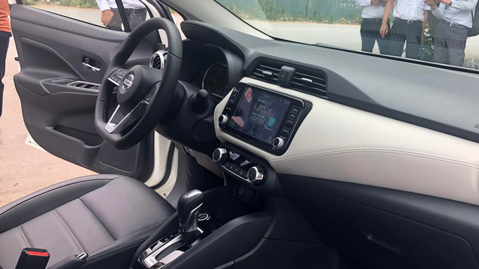 Mẫu sedan phân khúc B vẫn giữ nguyên động cơ 1.0L 3 xi-lanh tăng áp .