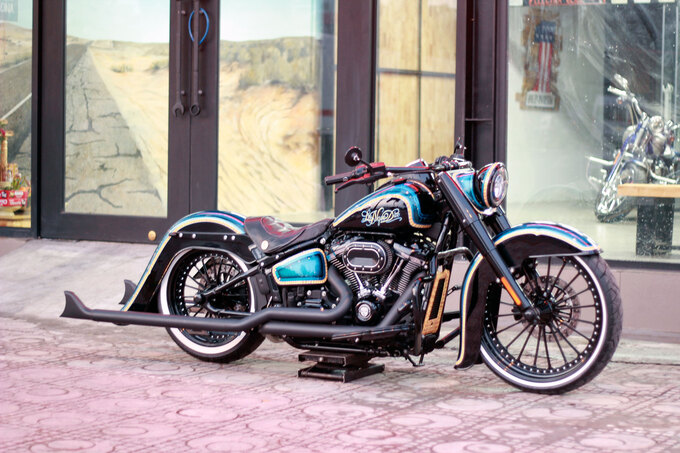 Toàn bộ vành bánh đều được thay thế.