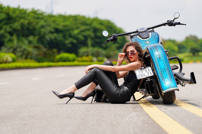 Biển số được chuyển sang bên cạnh