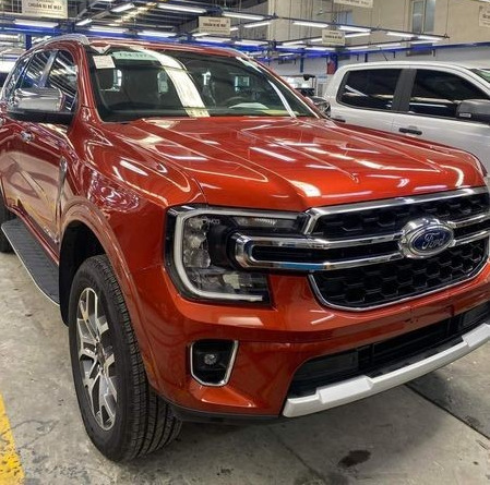 Cách đây 2 tháng, đại lý từng thông báo giá dự kiến của Ford Everest 2022 dao động từ 1,4 – 1,7 tỷ đồng nhưng có lẽ chỉ là chiêu bài để dọn hàng tồn kho.


