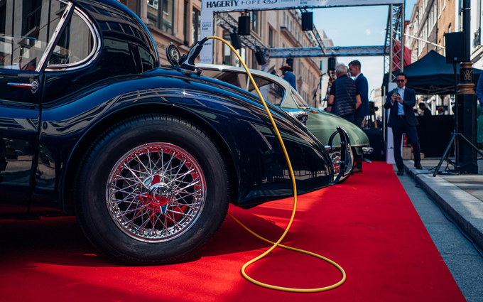 Xe được chuyển đổi sang hệ thống truyền dẫn EV.