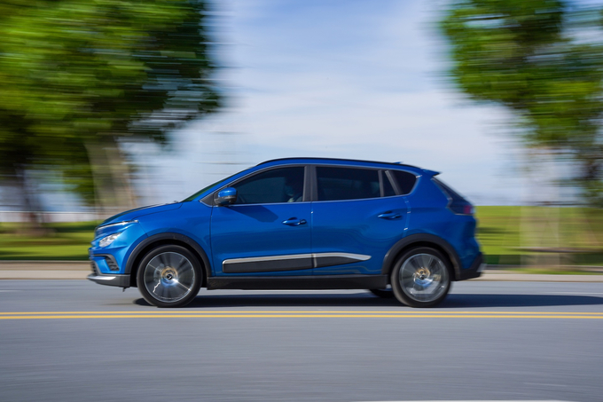 Chủ xe cũng có thể nắm bắt từ xa được tốc độ, hành trình khi xe đang di chuyển hay khi xe đang dừng đỗ.