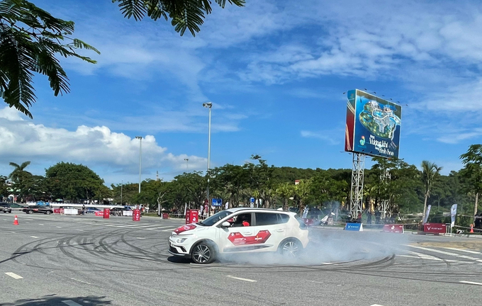 Những màn thi đấu nảy lửa.