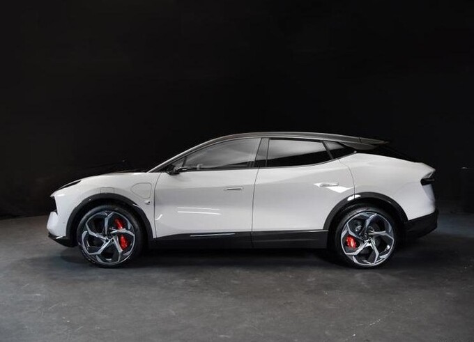 Ra mắt chiếc xe SUV thuần điện cao cấp đầu tiên của Lotus. Ảnh: Chinapev.

