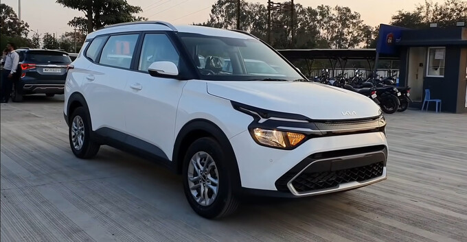 KIA Carens 2022 mới sẽ là thế hệ tiếp theo thay thế Rondo ở Việt Nam.