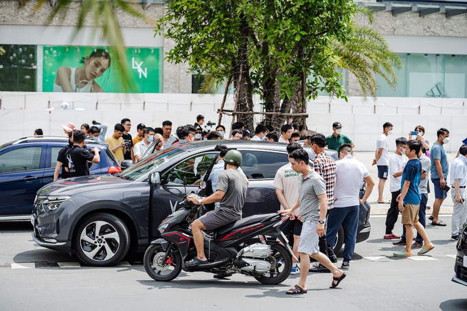 Khá nhiều người tỏ ra hào hứng với các mẫu xe điện của VinFast.