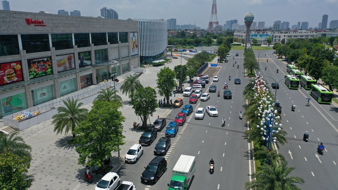 Vingroup đang hướng tới mục tiêu, trong tương lai, 100% phương tiện vận hành trong các đại đô thị là xe điện.