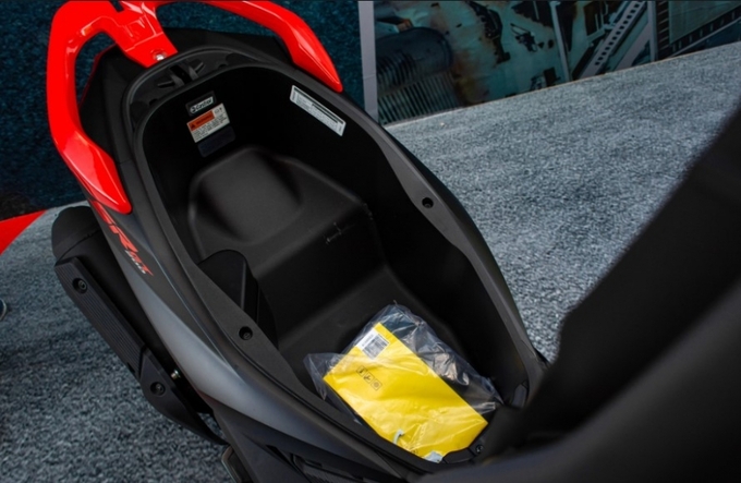 xe-tay-ga-y-aprilia-sr-gt200-ra-mat-viet-nam-gia-chua-toi-100-trieu-dong-dau-honda-adv-160-162473