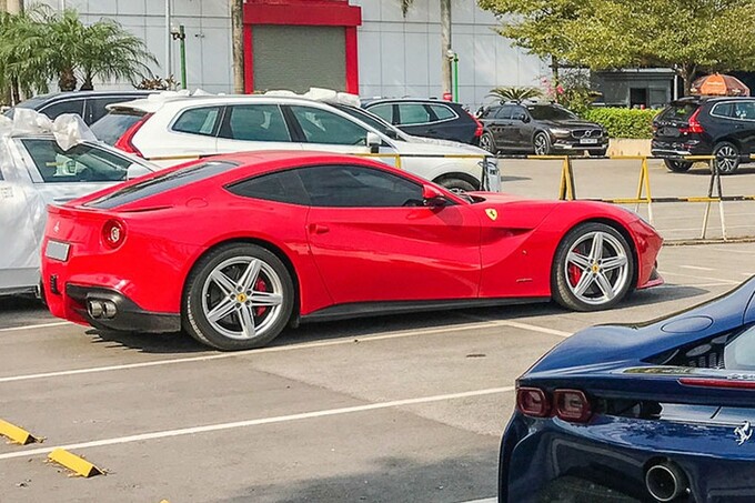 Volvo Hà Nội thường cho hai thương hiệu siêu xe là Lamborghini và Ferrari mượn xưởng dịch vụ để kiểm tra, sửa chữa.