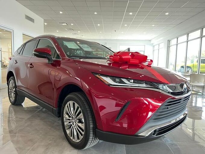 Mẫu SUV thương gia một thời bất ngờ trở lại tại Việt Nam với phiên bản nâng cấp.