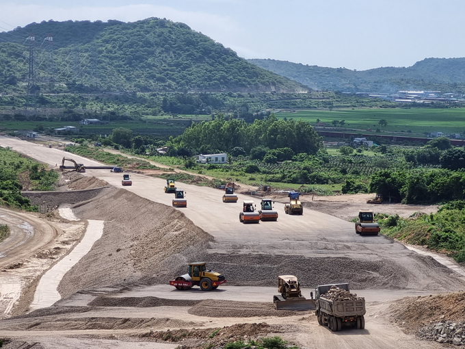 Vật liệu đất đắp từng là nguyên nhân “cản” tiến độ dự án Vĩnh Hảo - Phan Thiết trong thời gian dài