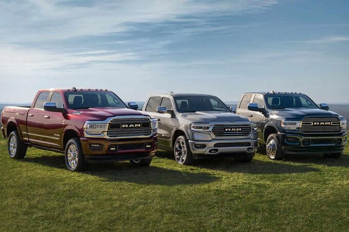 RAM 1500 - siêu bán tải Mỹ tại Việt Nam, có giá từ 5,388 tỷ đồng.