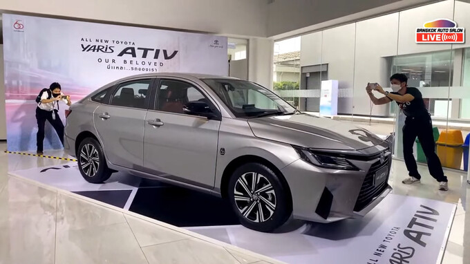 Toyota Vios 2023 cũng sở hữu bộ mâm dạng phay bóng mới kích thước 15 inch. 