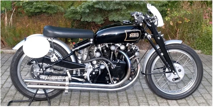 Xe chỉ được giới sản xuất giới hạn 30 chiếc.