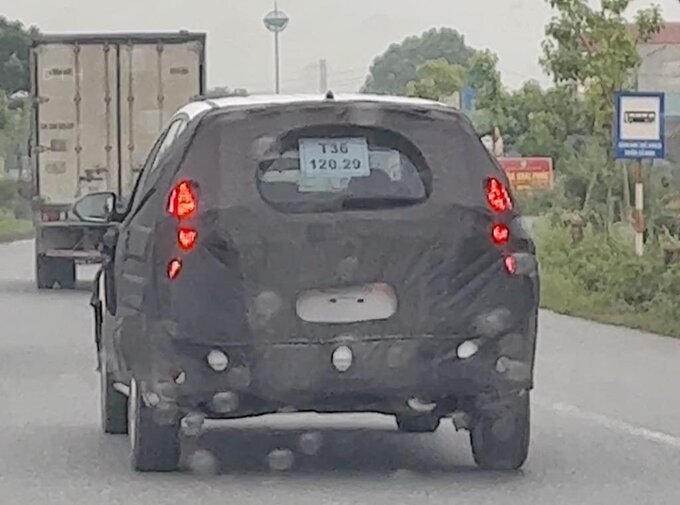 Hyundai Stargazer 2023 lộ ảnh chạy thử tại Việt Nam đe dọa Xpander