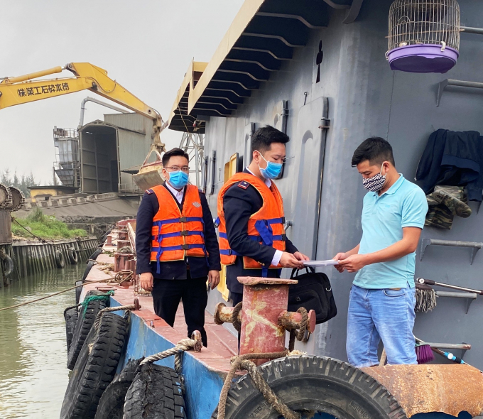 lực lượng cảng vụ  ĐTNĐ KV1 nô lực vượt khó, hoàn 