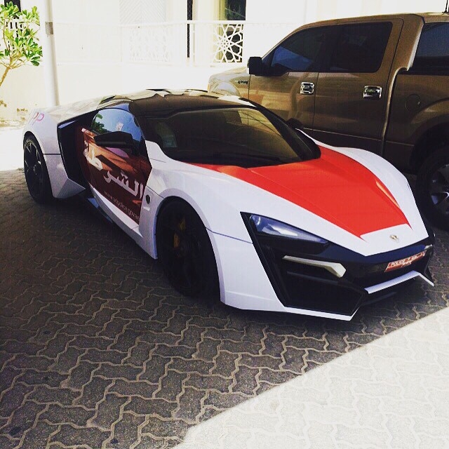 lykan-hypersport-joins-the-abu-dhabi-police-force-