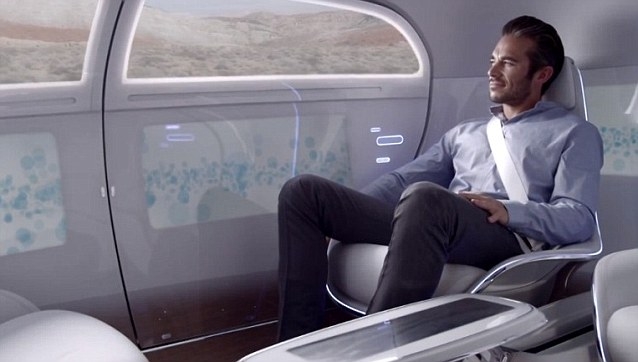 video-undefined-24733BBA00000578-584_638x362