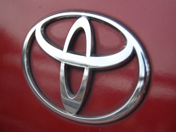 toyota-logo