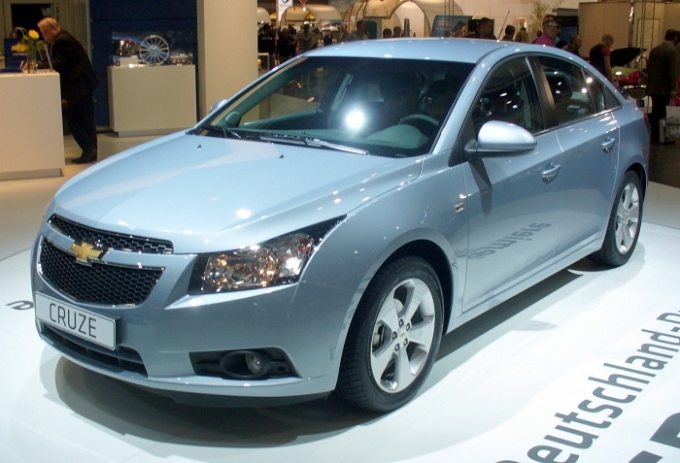 ban-nang-cap-cua-chevrolet-cruze-sap-co-mat-tai-th