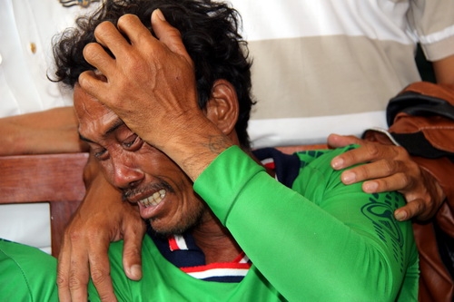 chuyen-bien-dinh-menh-cua-18-ngu-dan-ngheo-1