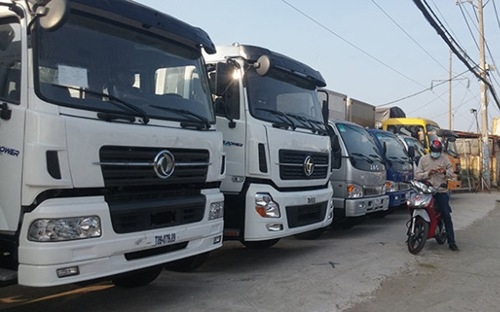Tranh cãi đề xuất tăng thuế nhập ôtô tải