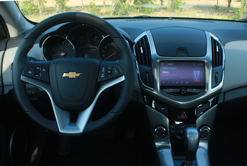 chevrolet-cruze-2015-thay-doi-de-canh-tranh-2