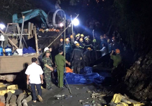 tim-thay-thi-the-mot-cong-nhan-trong-ham-than-bi-s