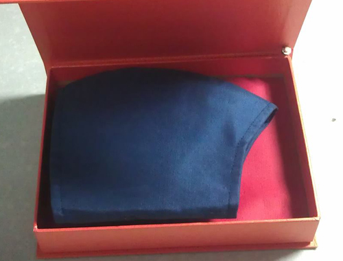 khu-trang-biet-nghe-dien-thoai