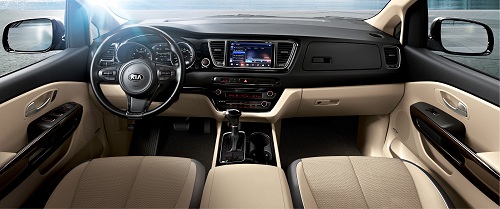 200-xe-kia-sedona-duoc-ban-trong-thang-11-1