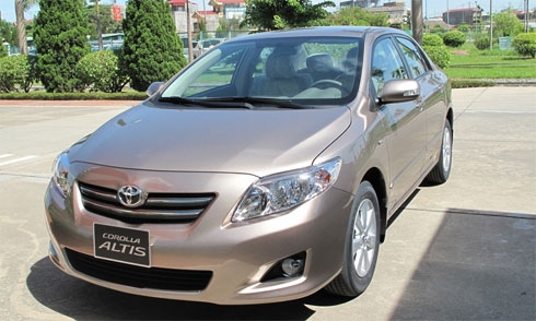 toyota-viet-nam-trieu-hoi-corolla-sua-loi-cua-kinh