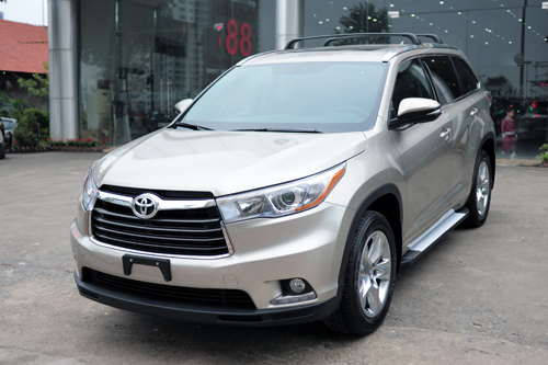 Toyota Highlander 2016 bản giới hạn về Hà Nội. Ảnh: Lương Dũng.