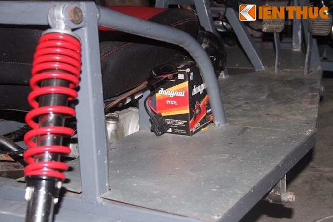 tho-viet-tu-che-sieu-xe-cong-thuc-1-gia-20-trieu-d