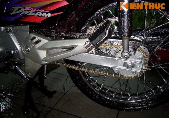 honda-super-dream-viet-do-kieng-cua-dan-choi-sai-g