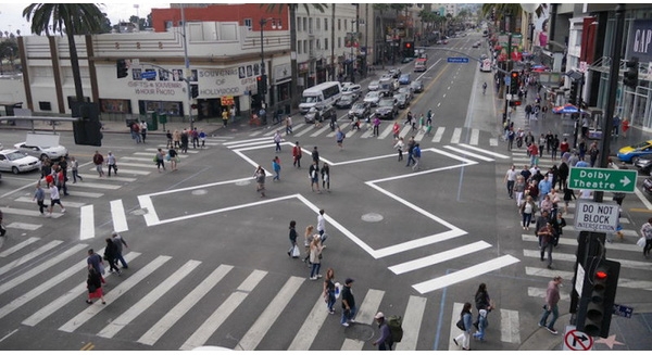 3-chi-voi-1-thay-doi-nho-nguoi-my-da-bien-giao-lo-